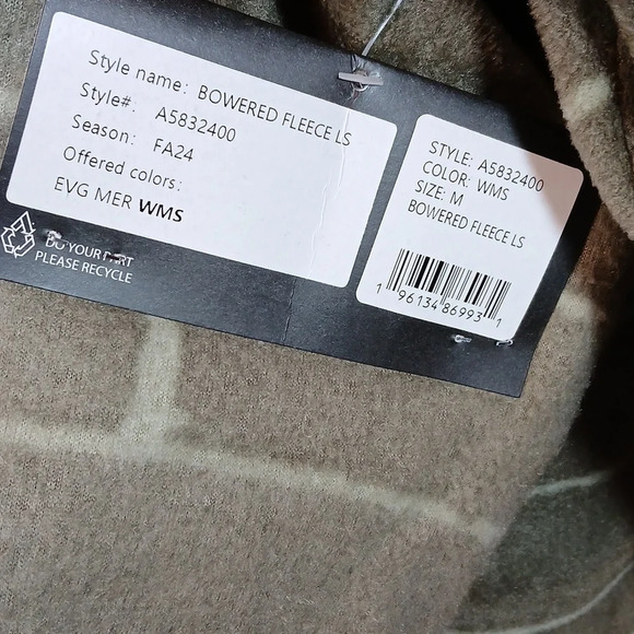 VOLCOM Bowered Fleece Long Sleeve with brick pattern in green size medium - Picture 11 of 12